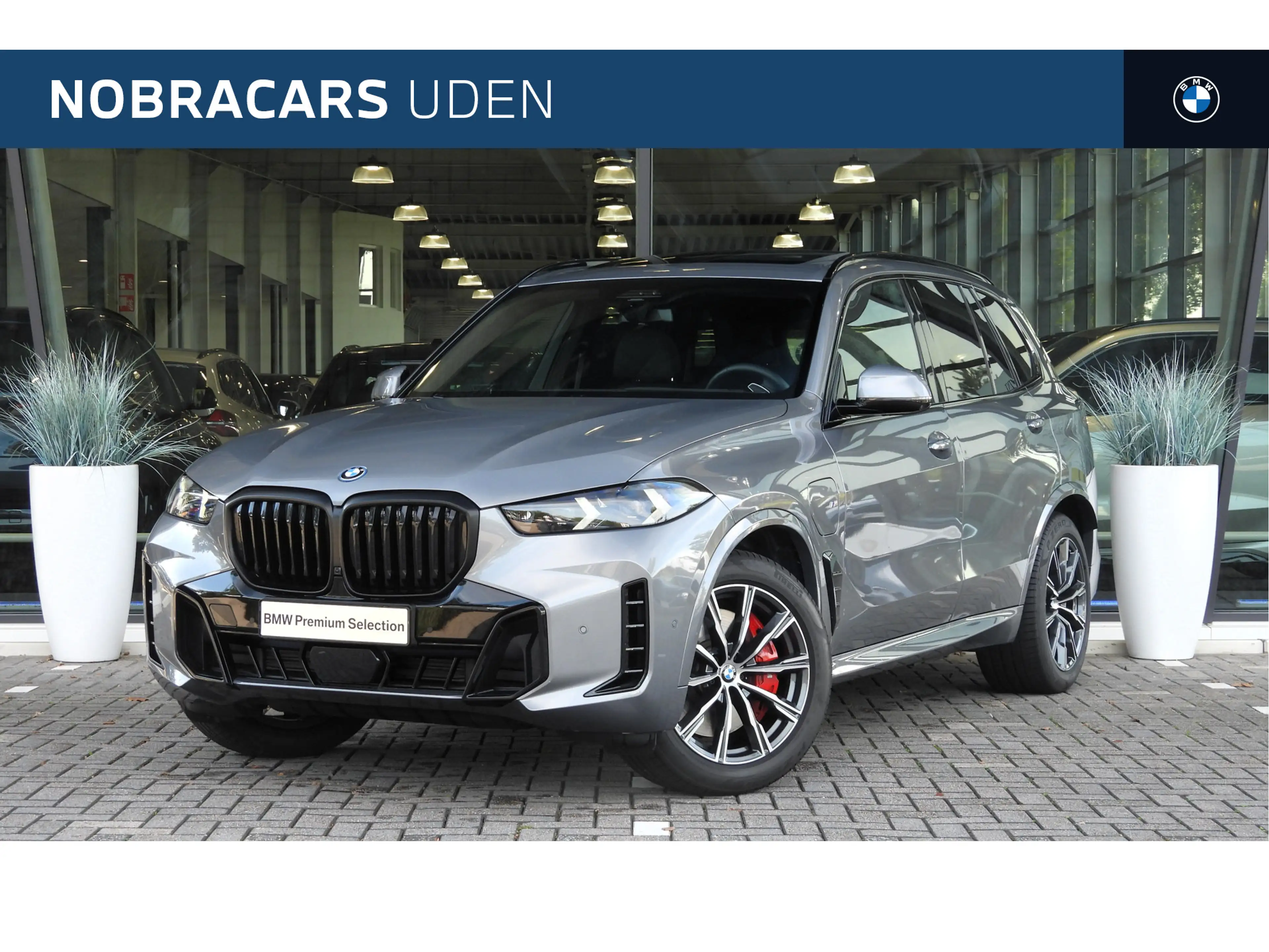 BMW X5 xDrive50e M Sport Automaat / Trekhaak / Panoramada