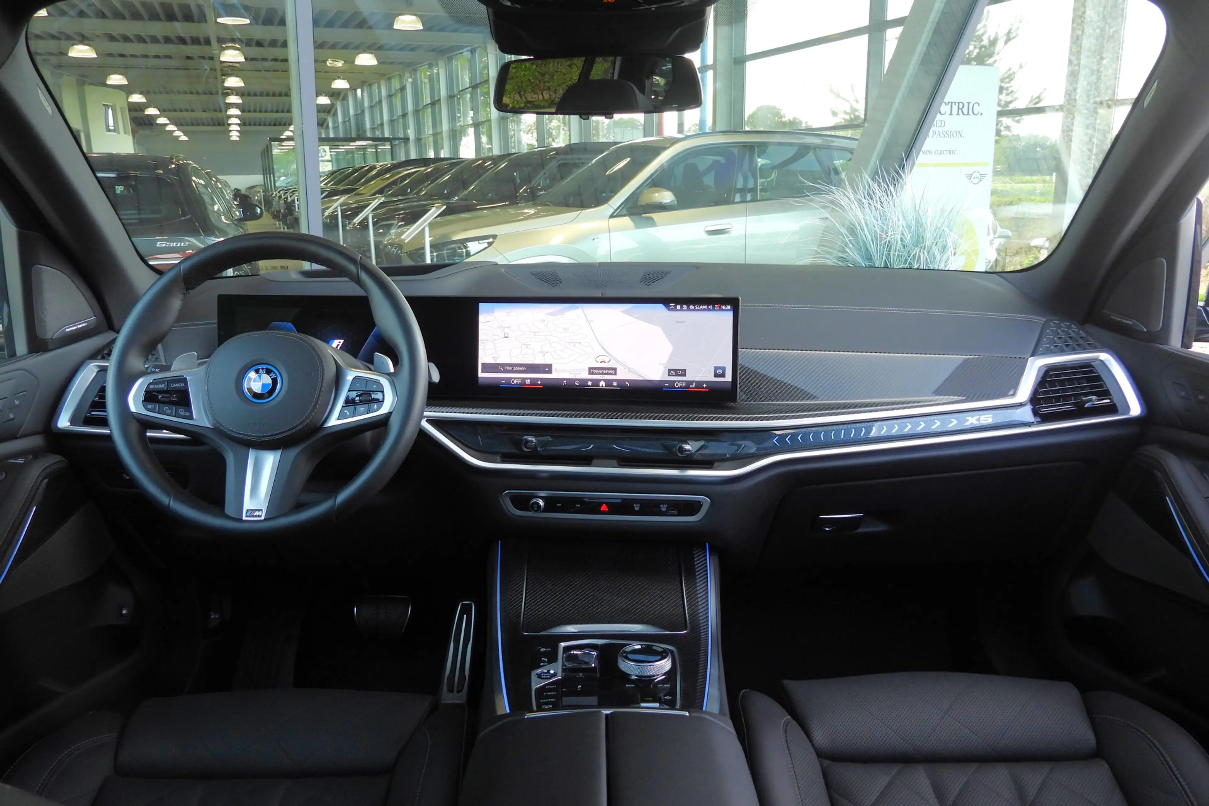 BMW X5 xDrive50e M Sport Automaat / Trekhaak / Panoramada — photo 3