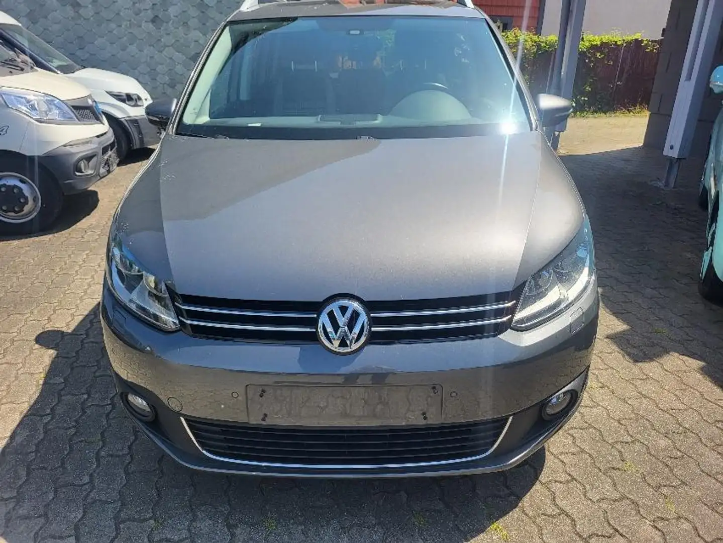Volkswagen Touran 1.4 TSI LIFE Grijs - 2