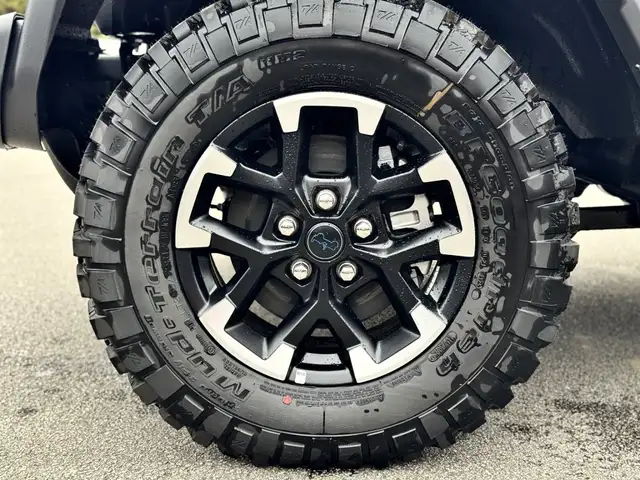 Jeep Wrangler view 3