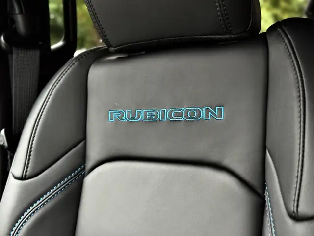 Jeep Wrangler view 13