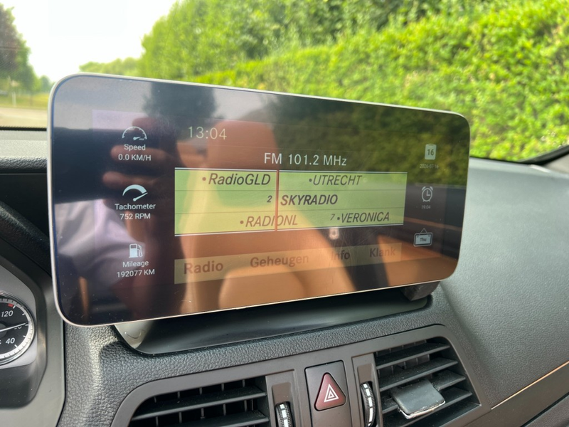 Mercedes-Benz E 200 E 200 CGI Airscarf, Aircap, Carplay — photo 7