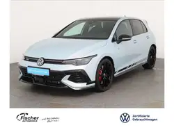 Volkswagen Golf 2.0 TSI Clubsport Black Style DSG Akra
