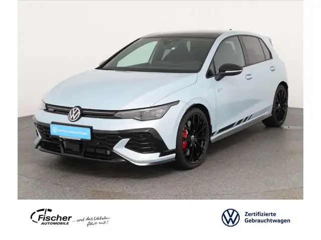 Volkswagen Golf 2.0 TSI Clubsport Black Style DSG Akra
