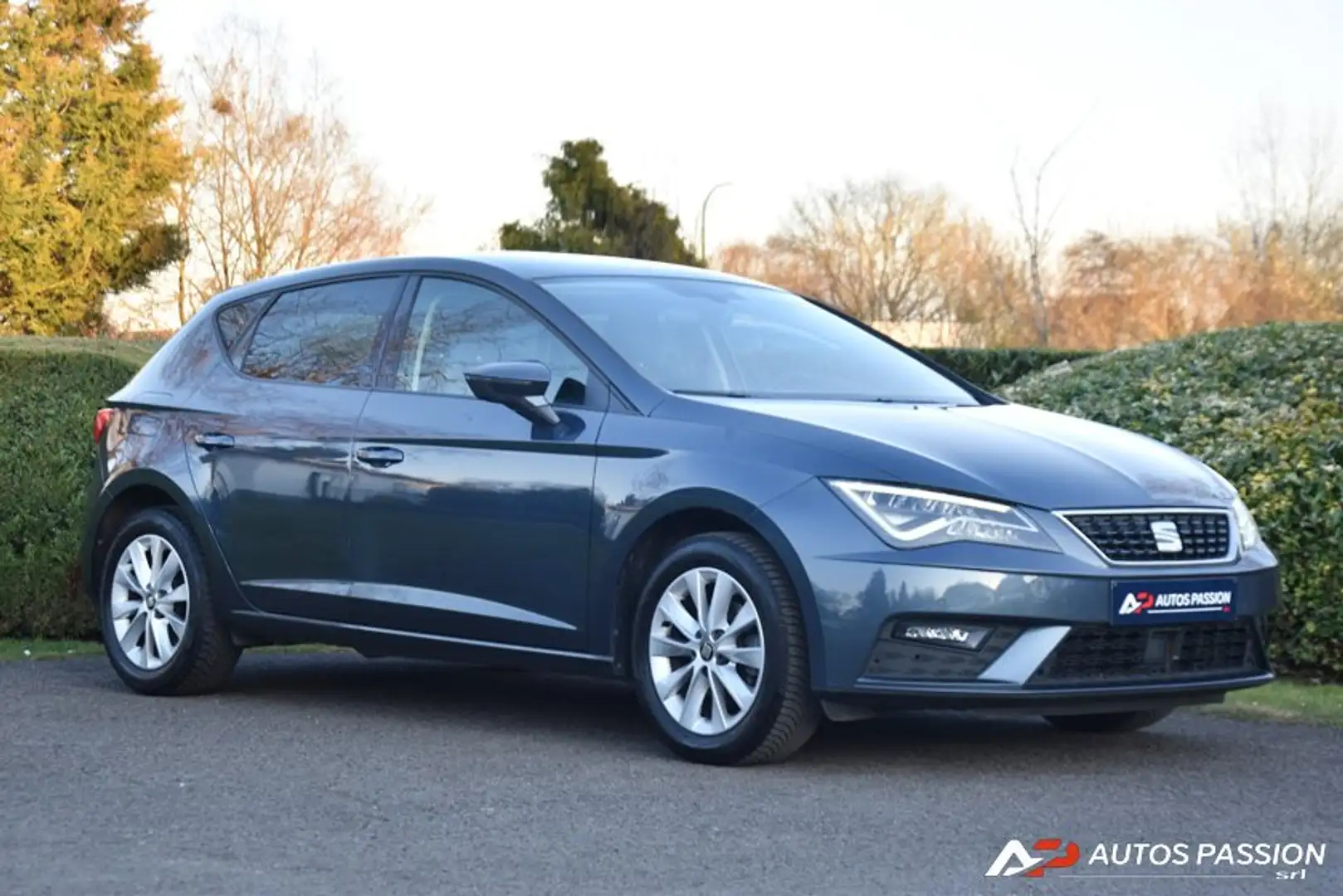 SEAT Leon 1.0 TSI Move! Carplay | Phare LED | Light Pack Grijs - 2