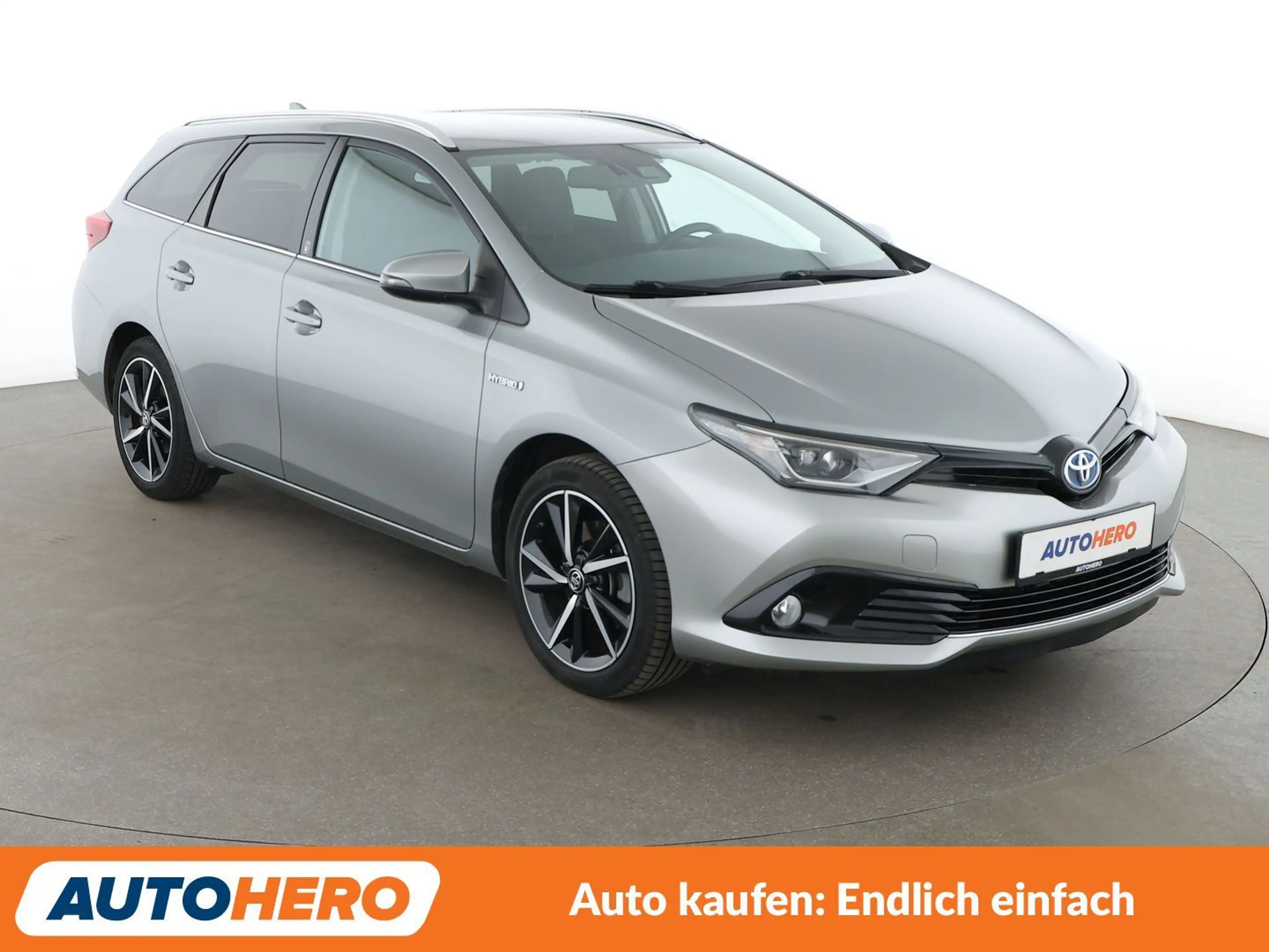 Toyota Auris 1.8 Hybrid Team D Aut.*TEMPO*CAM*PDC*SHZ*AHK*ALU* — photo 8