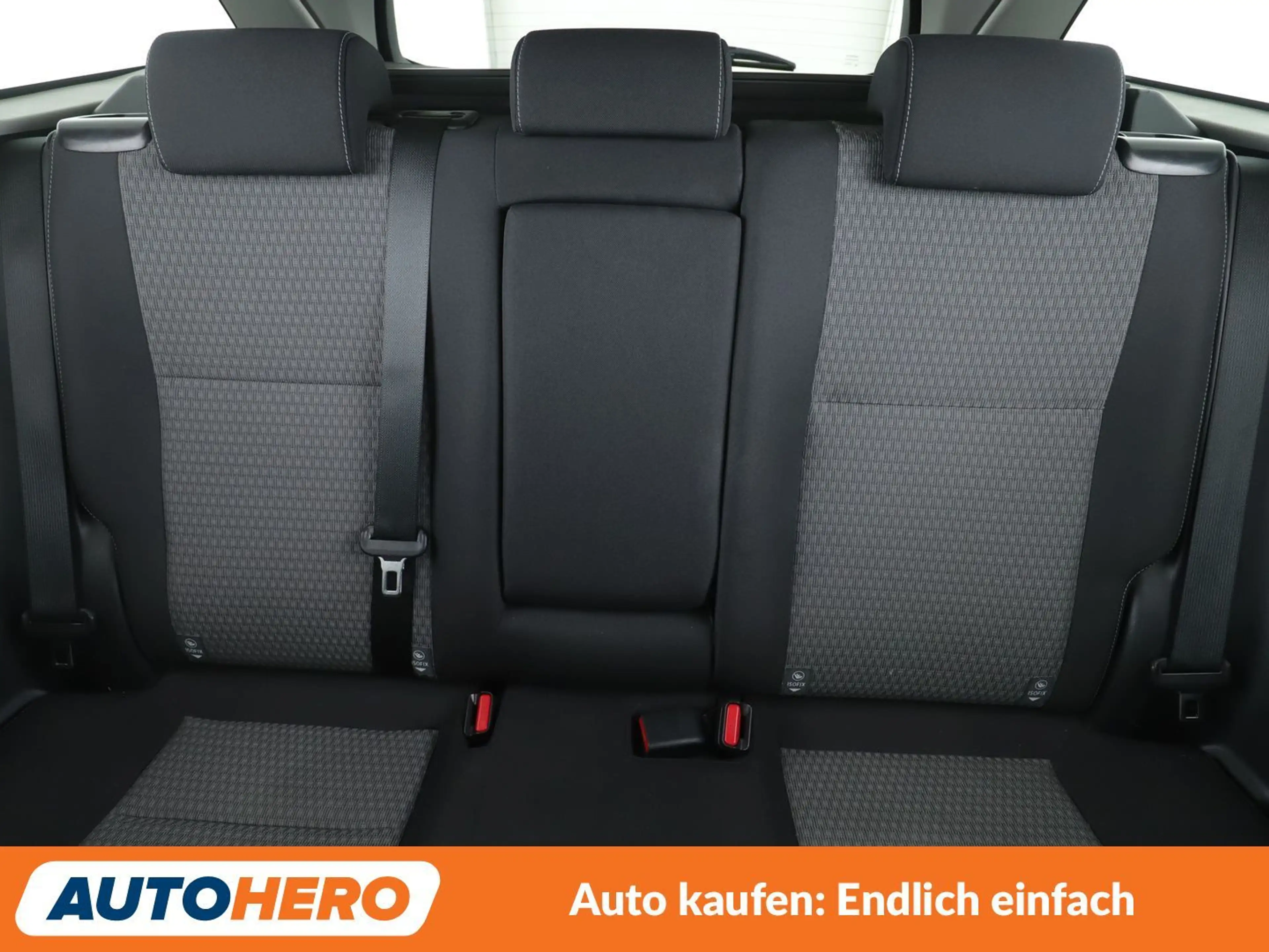 Toyota Auris 1.8 Hybrid Team D Aut.*TEMPO*CAM*PDC*SHZ*AHK*ALU* — photo 15