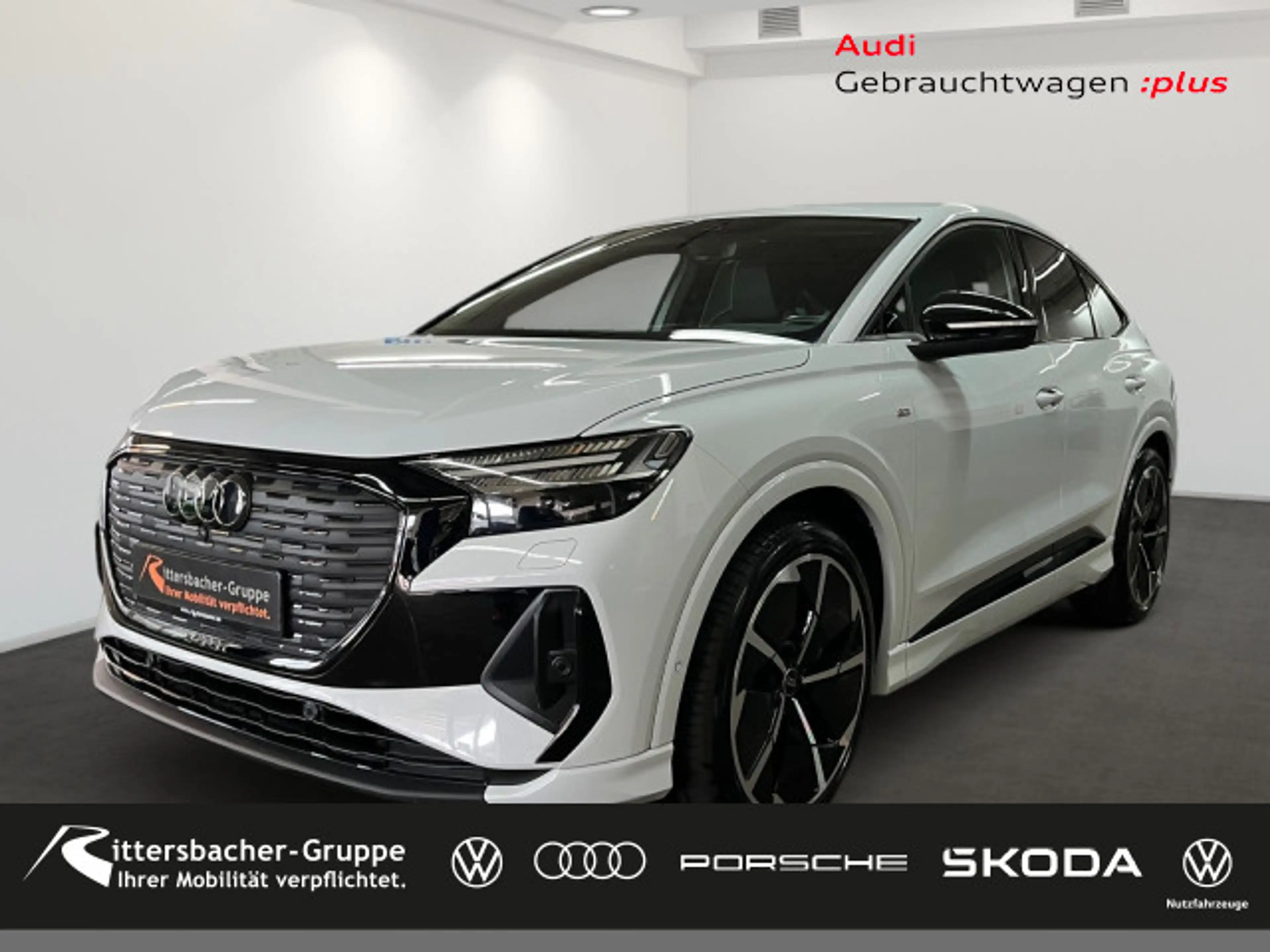 Audi Q4 e-tron 40 s-line AHK AssistenzPaket