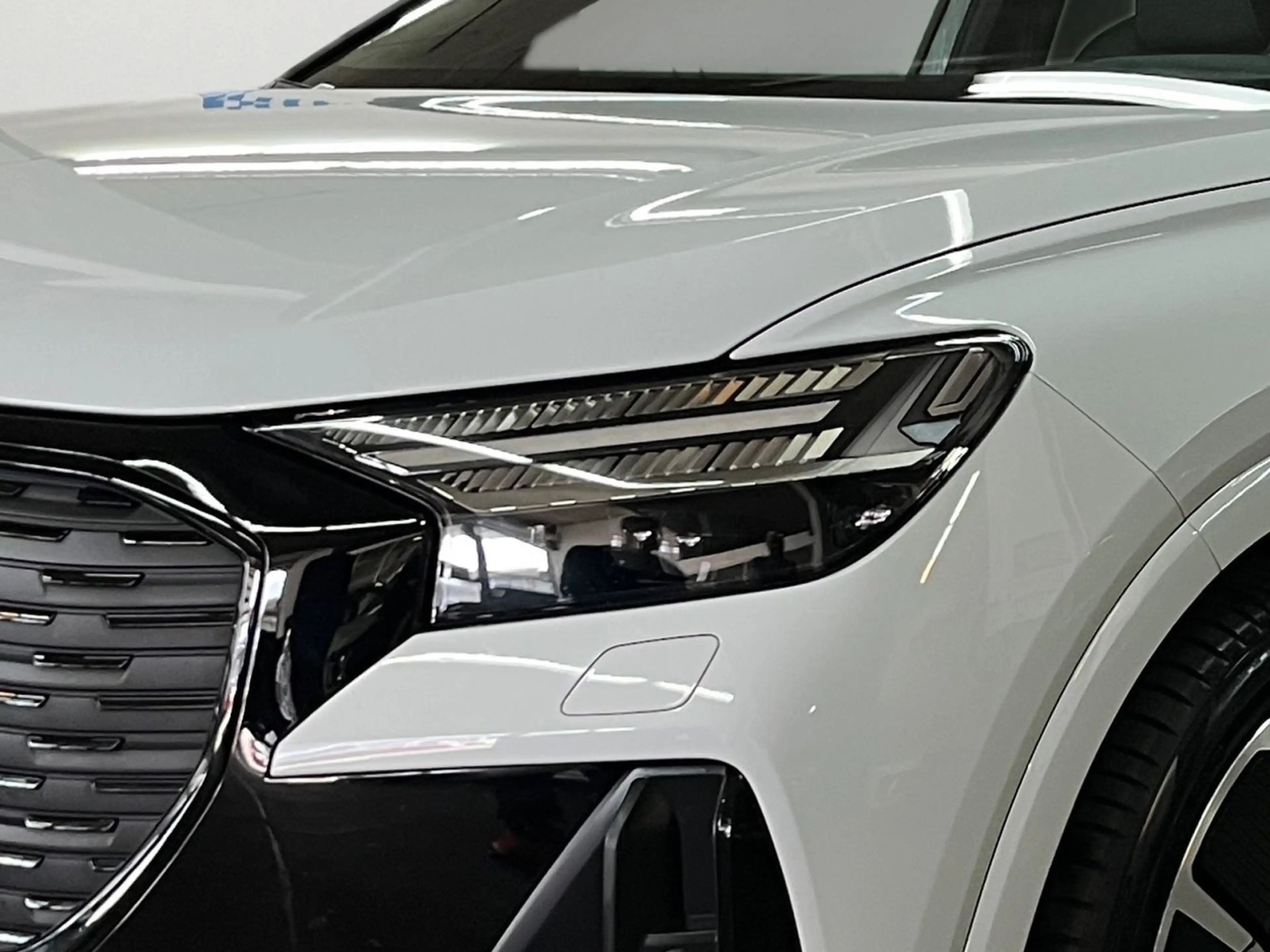 Audi Q4 e-tron 40 s-line AHK AssistenzPaket — photo 7