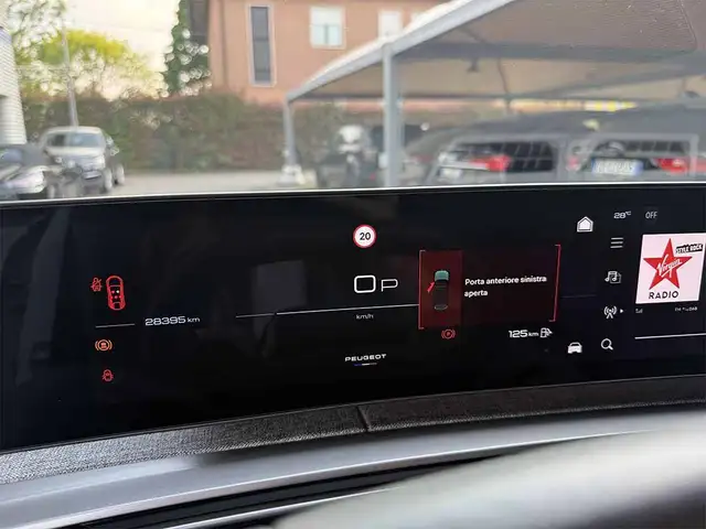 Peugeot 3008 view 13