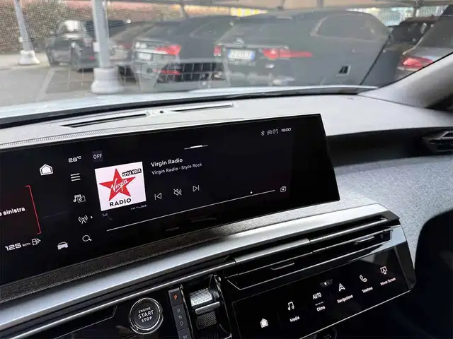 Peugeot 3008 view 18