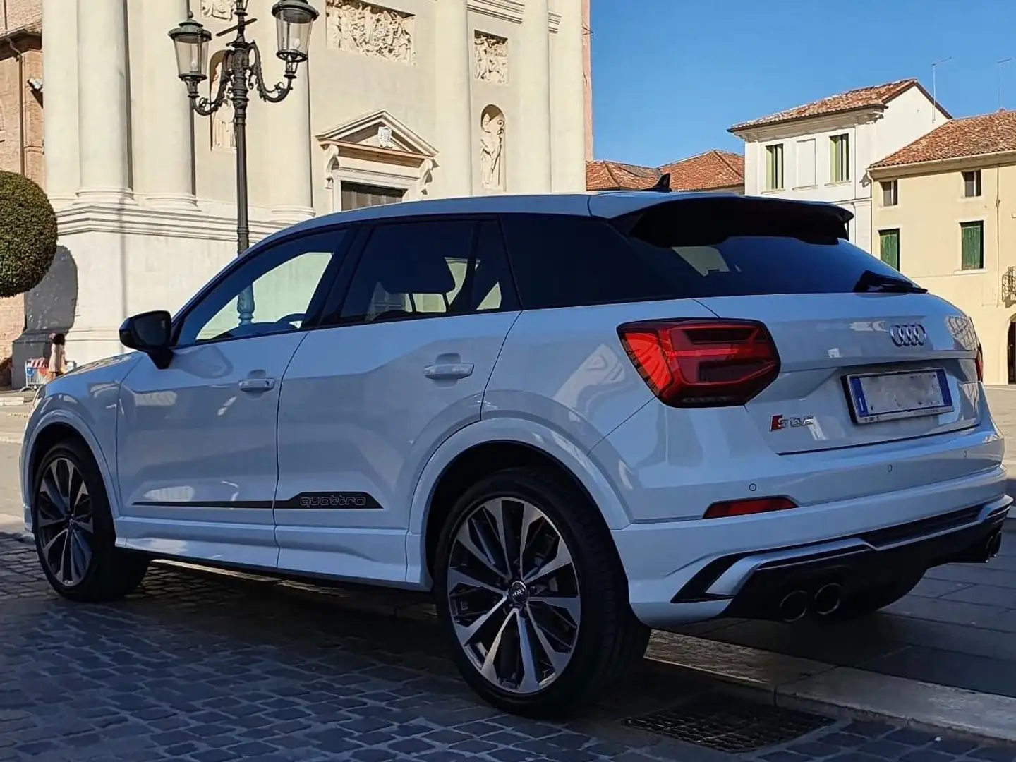 Audi SQ2 S LINE EDITION Blanco - 2