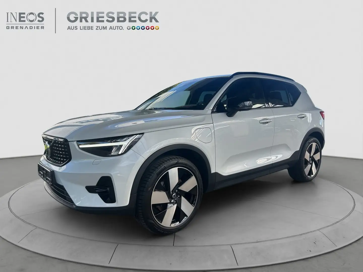 Volvo XC40 T5 Plus Dark ACC+LED*WinterP*Navi* Weiß - 1