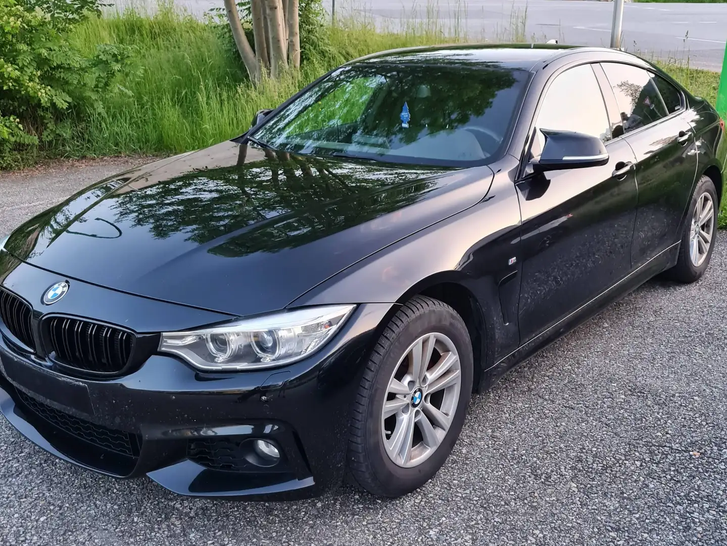 BMW 418 418d Gran Coupe Schwarz - 1