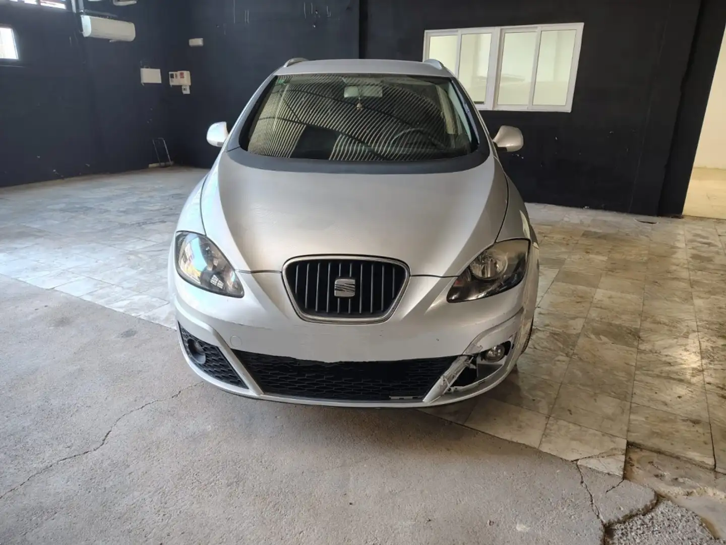 SEAT Altea XL 1.6TDI CR S&S Style E-eco. Gris - 1