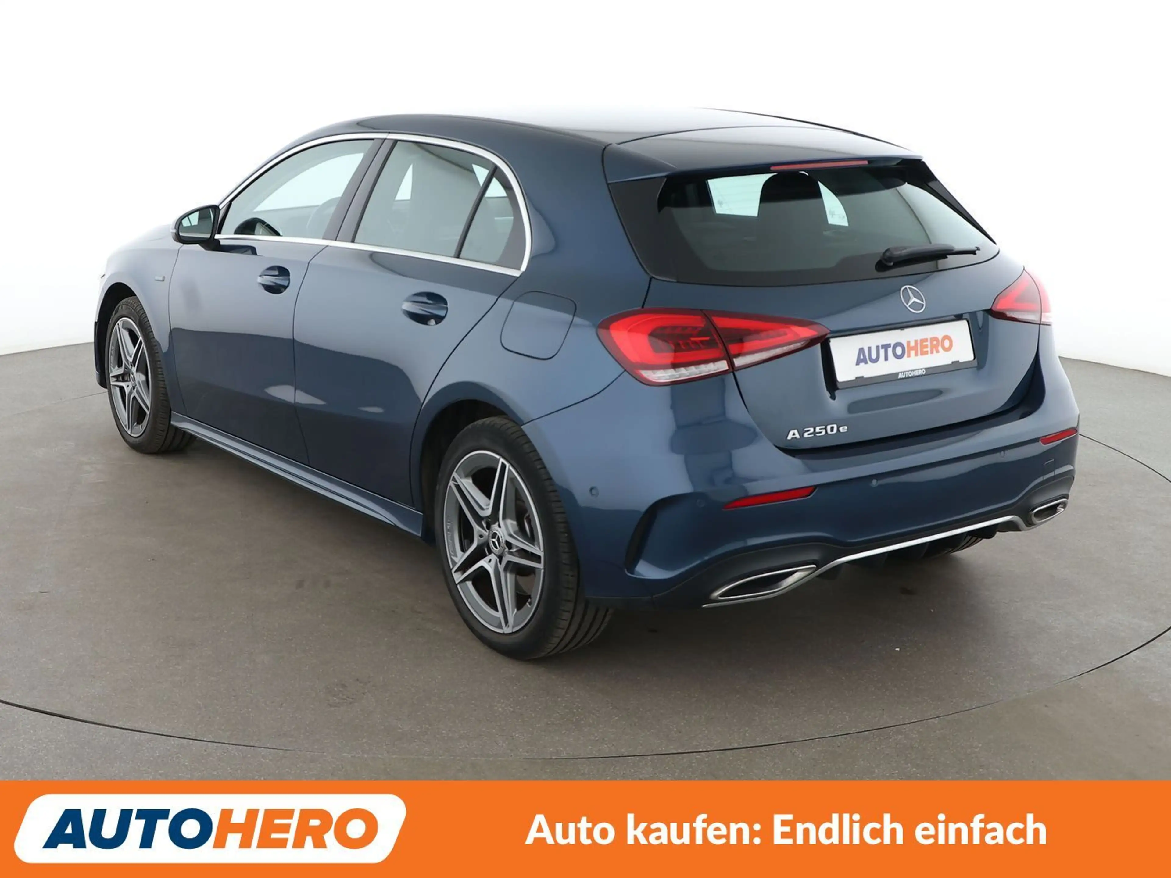 Mercedes-Benz A 250 A 250e AMG Line Aut.*NAVI*VC*TEMPO*CAM*PDC*SHZ*ALU — photo 4