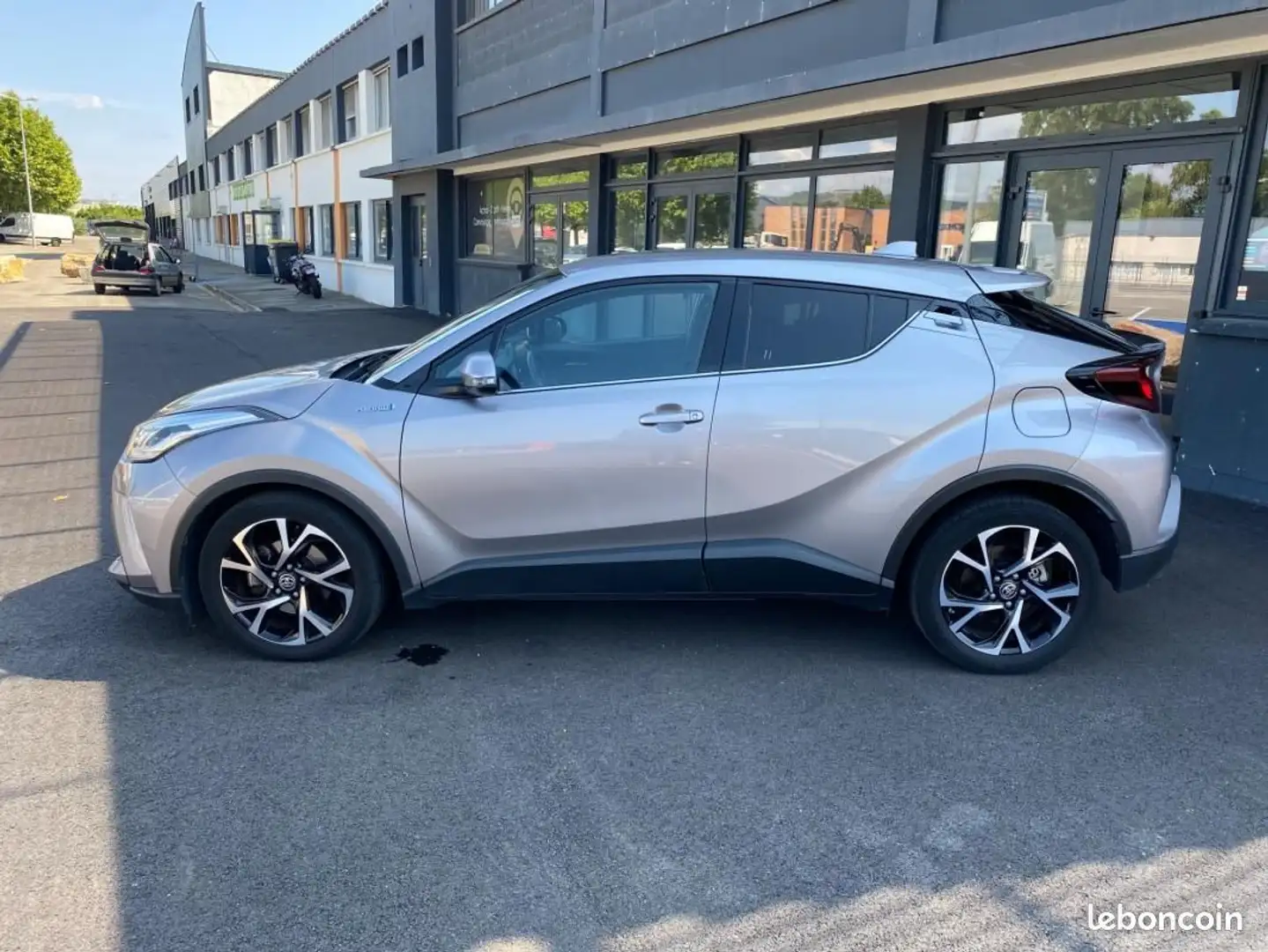 Toyota C-HR 1.8 122CH 100CH HYBRID COLLECTION BVA Gris - 2