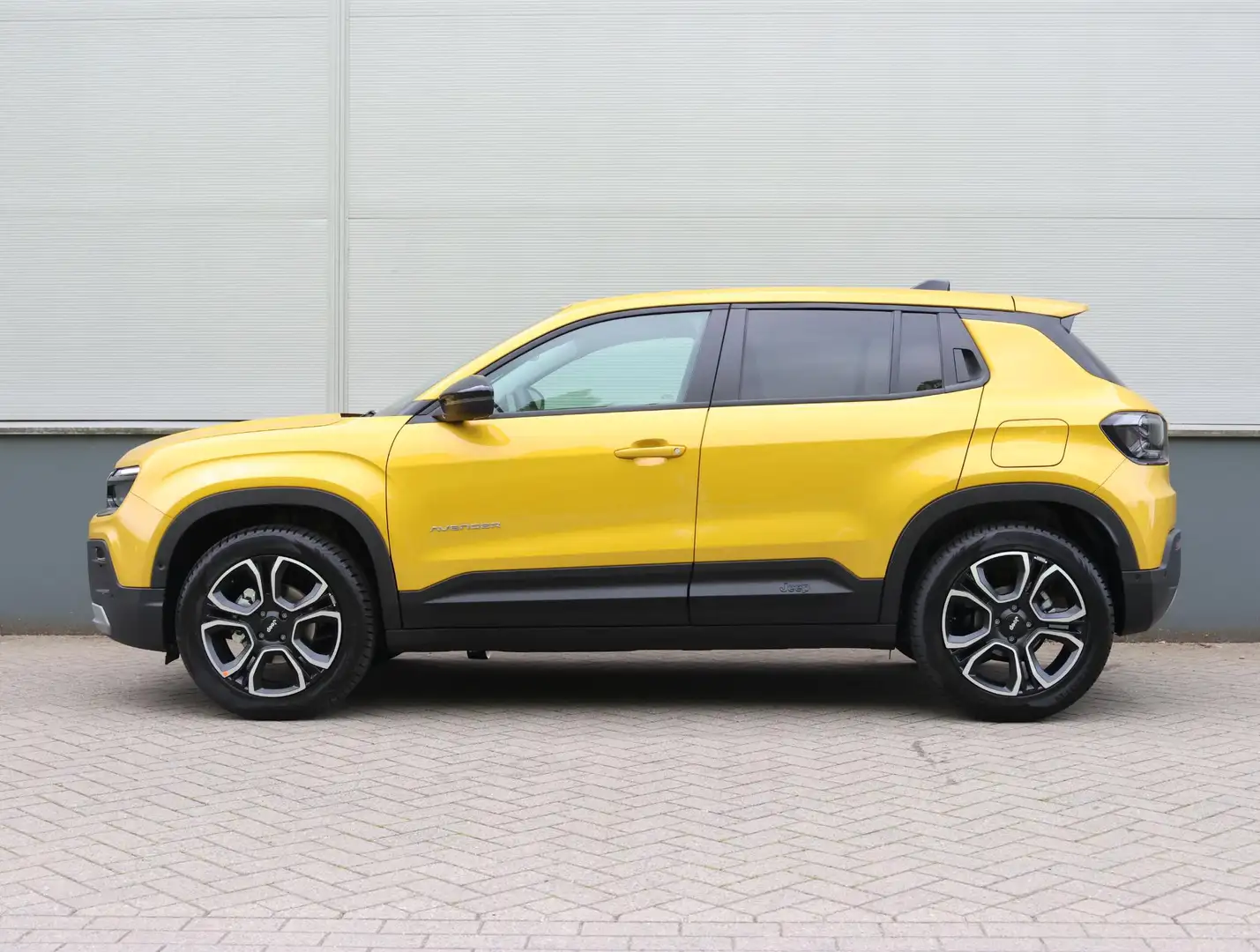 Jeep Avenger 1.2 100pk Summit | Navigatie | Stoelverwarming | K Geel - 2