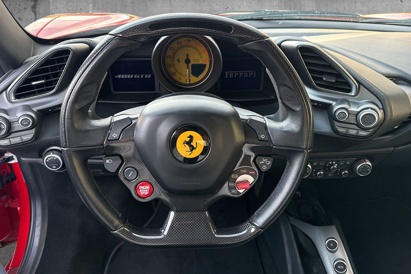 Ferrari 488 *Dt.Auto*LED Lenkrad*Kamera*Embleme — photo 15