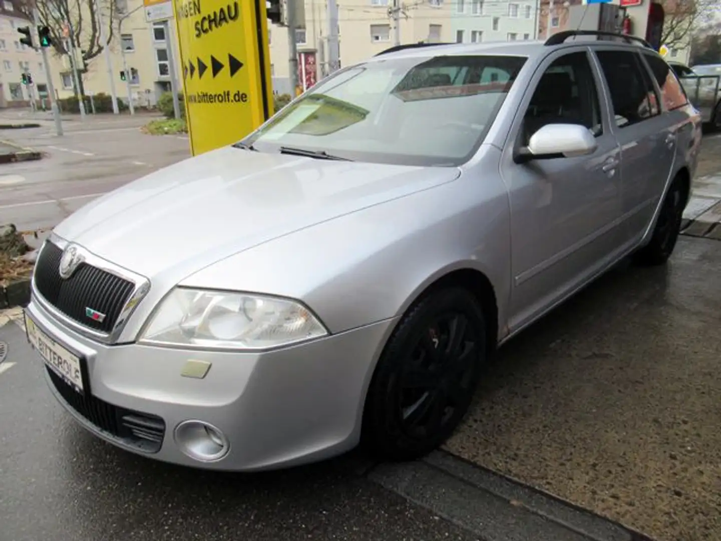 Skoda Octavia Combi 2.0TDI RS AHK/Xenon/SHZ/HU01-26 Silber - 2