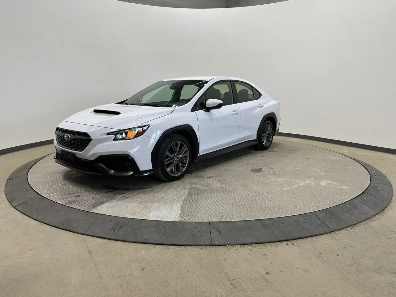 Subaru WRX снимка Subaru WRX
