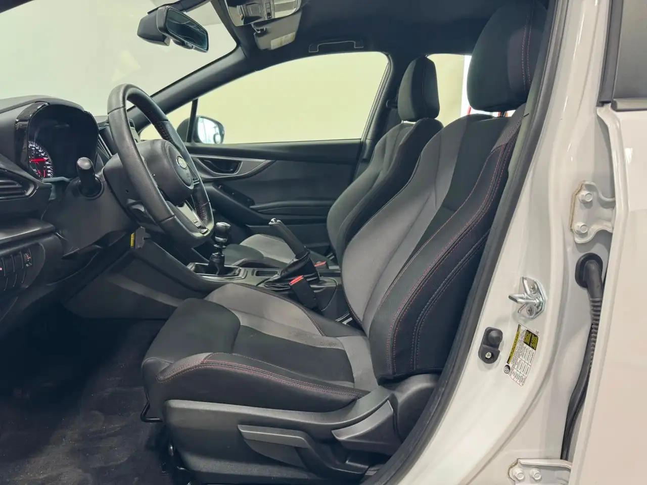 Subaru WRX снимка Subaru WRX