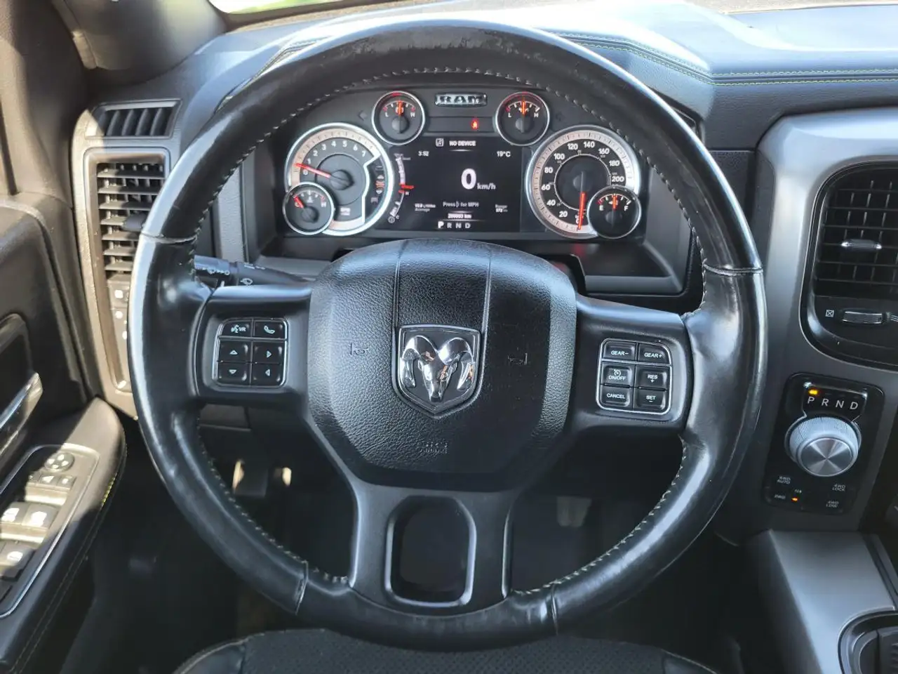 RAM 1500 fotografie RAM 1500