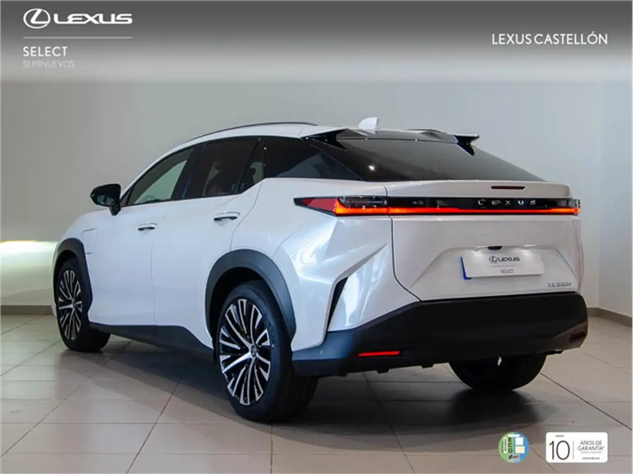 Lexus RZ 2026