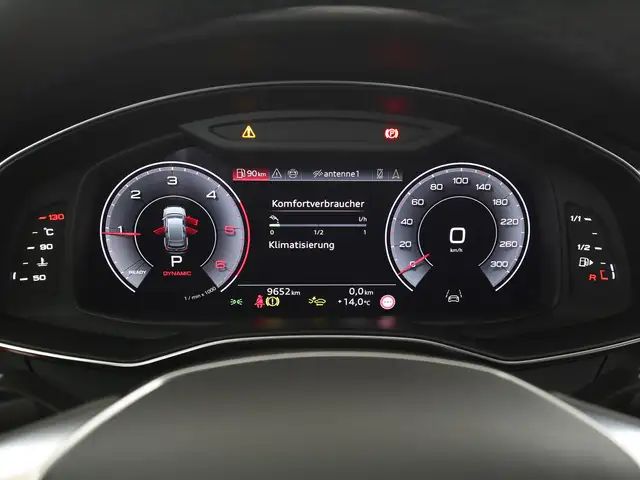 Audi A6 view 13