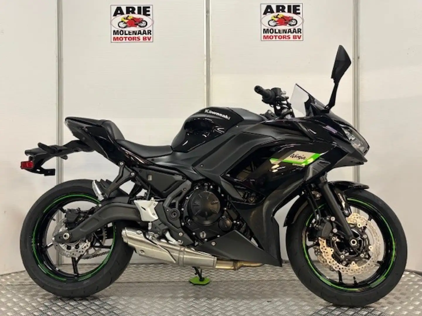 Kawasaki Ninja 650 ABS Černá - 1