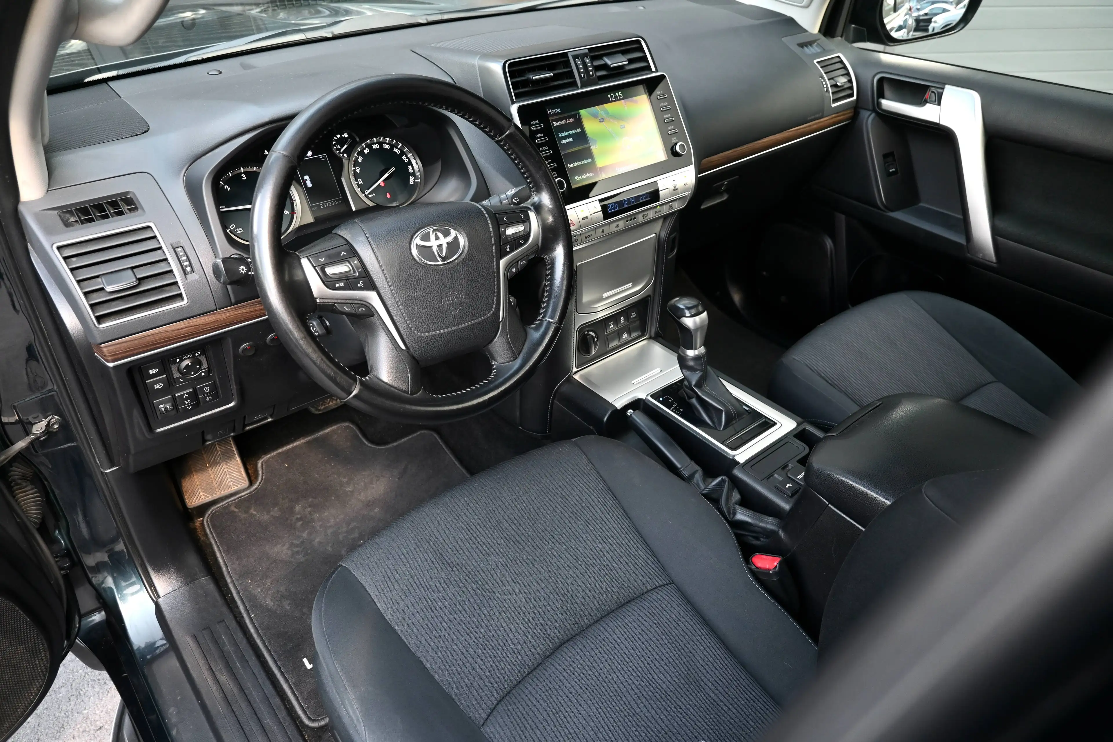 Toyota Land Cruiser Land Cruiser 2.8D - BTW21% - PANO - Coolbox - 17"Alu - Towbar 3.5ton — photo 11
