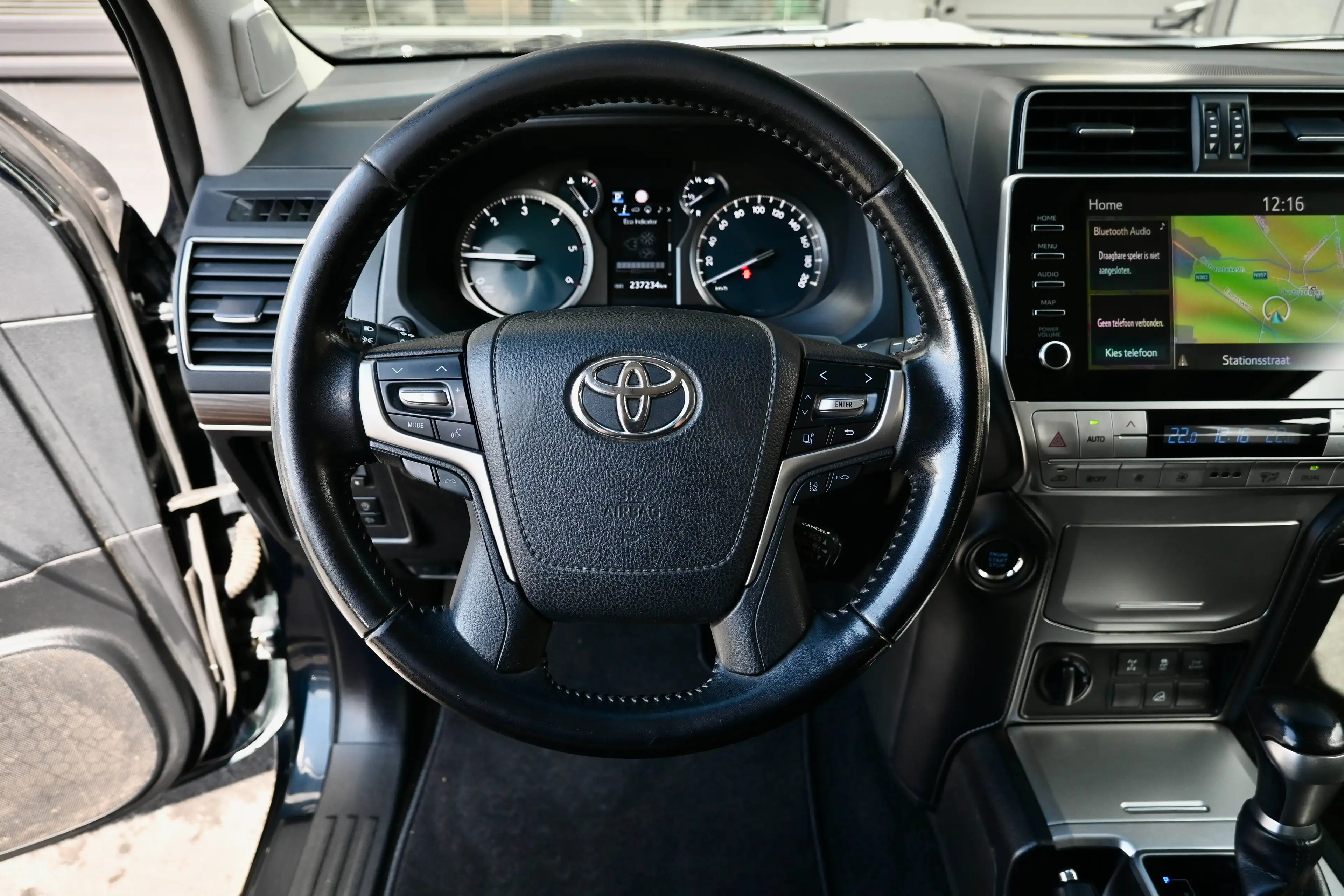 Toyota Land Cruiser Land Cruiser 2.8D - BTW21% - PANO - Coolbox - 17"Alu - Towbar 3.5ton — photo 15