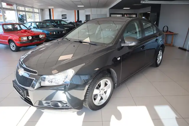 Chevrolet Cruze LS