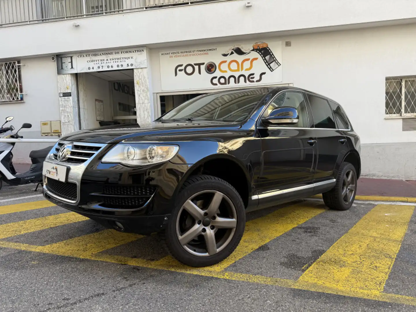 Volkswagen Touareg 3.0 V6 TDI 225CH CARAT TIPTRONIC Noir - 1