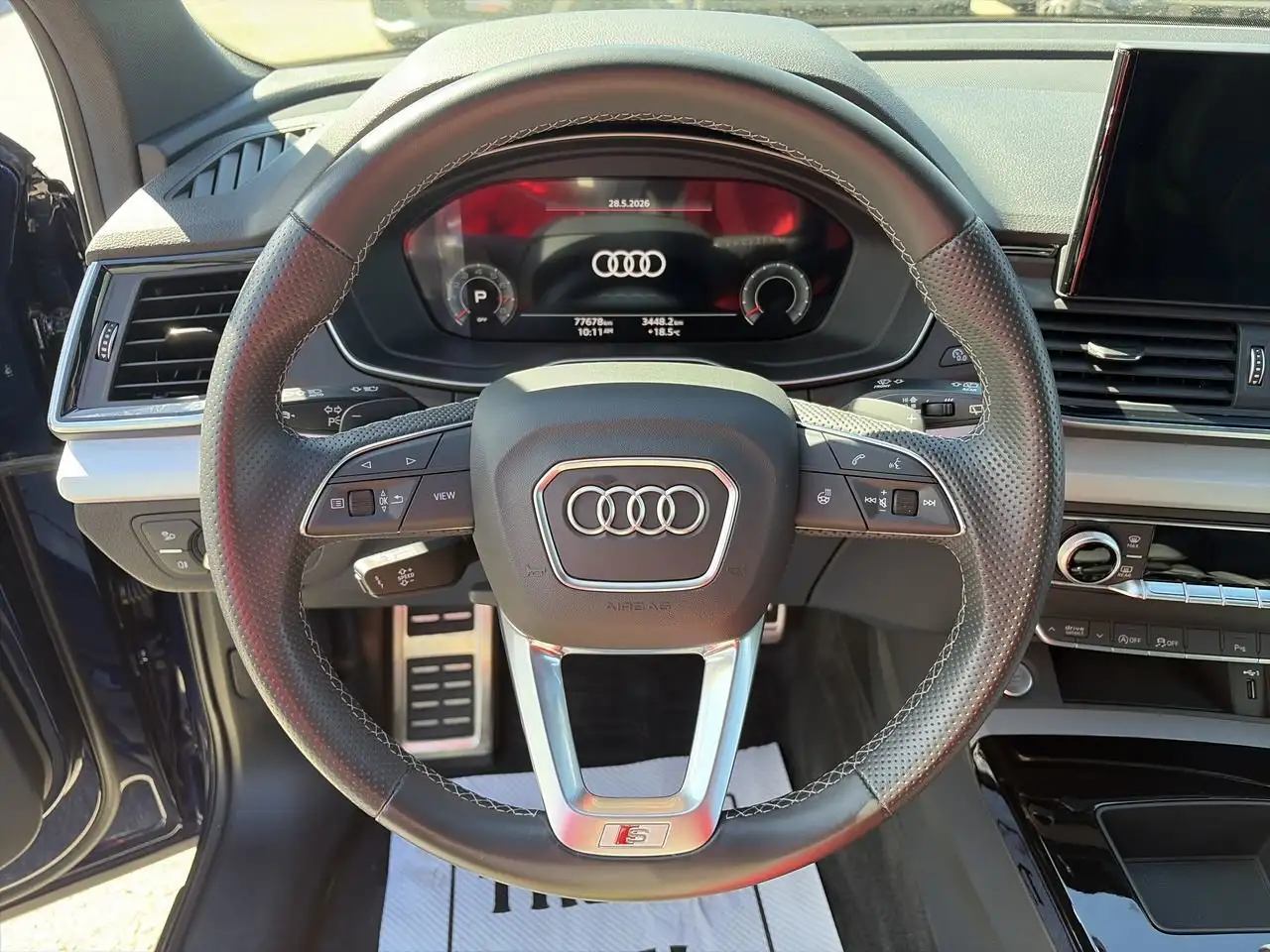 Audi Q5 снимка Audi Q5