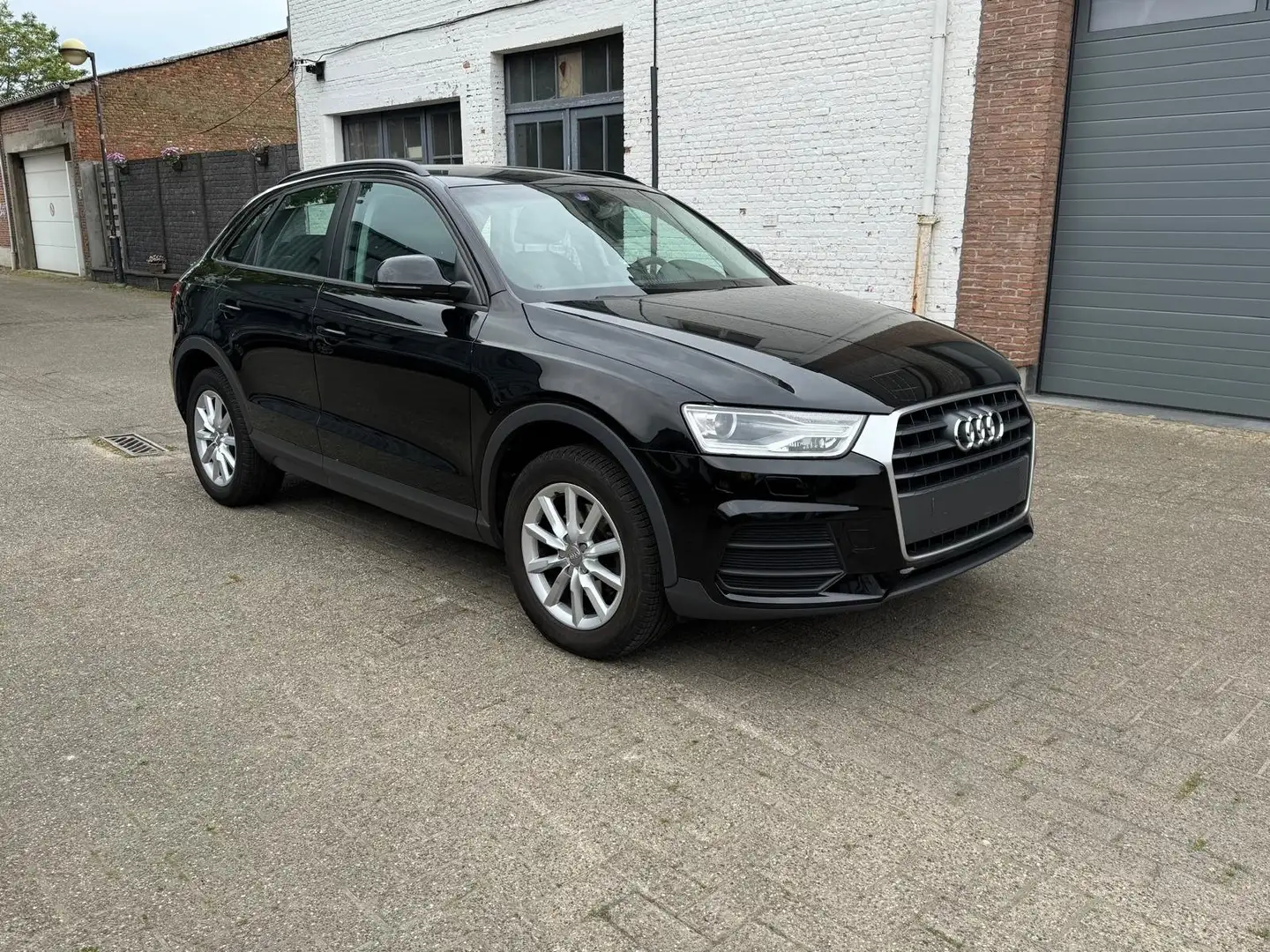 Audi Q3 Q3 1.4 TFSI cylinder on demand ultra Zwart - 2