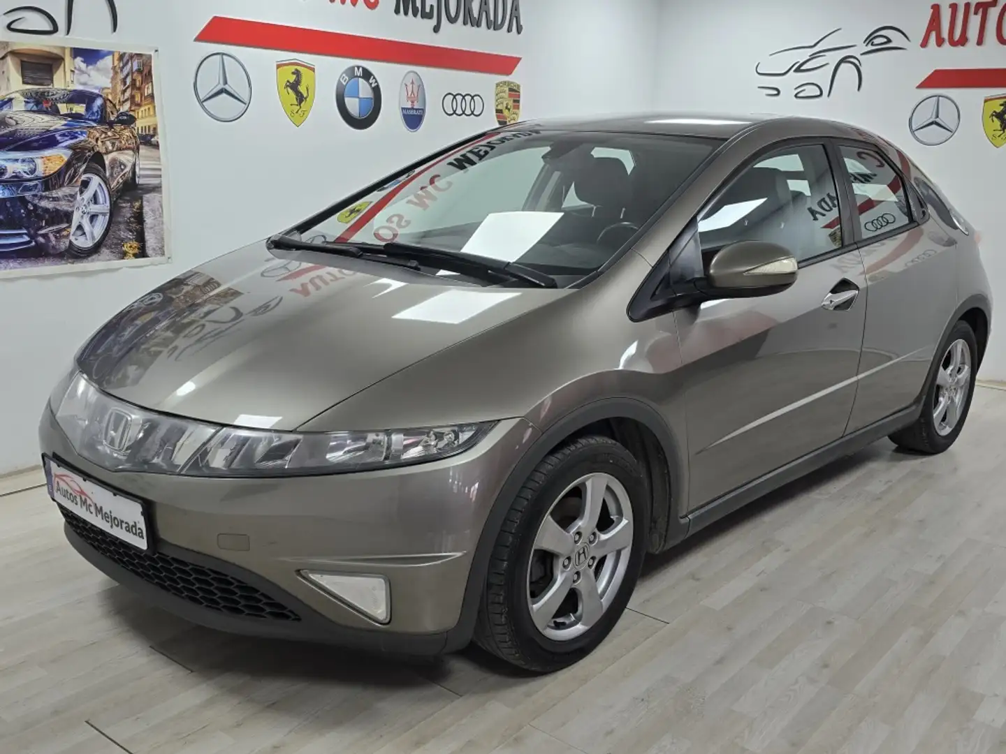 Honda Civic 1.4 i-DSI Comfort Beige - 1