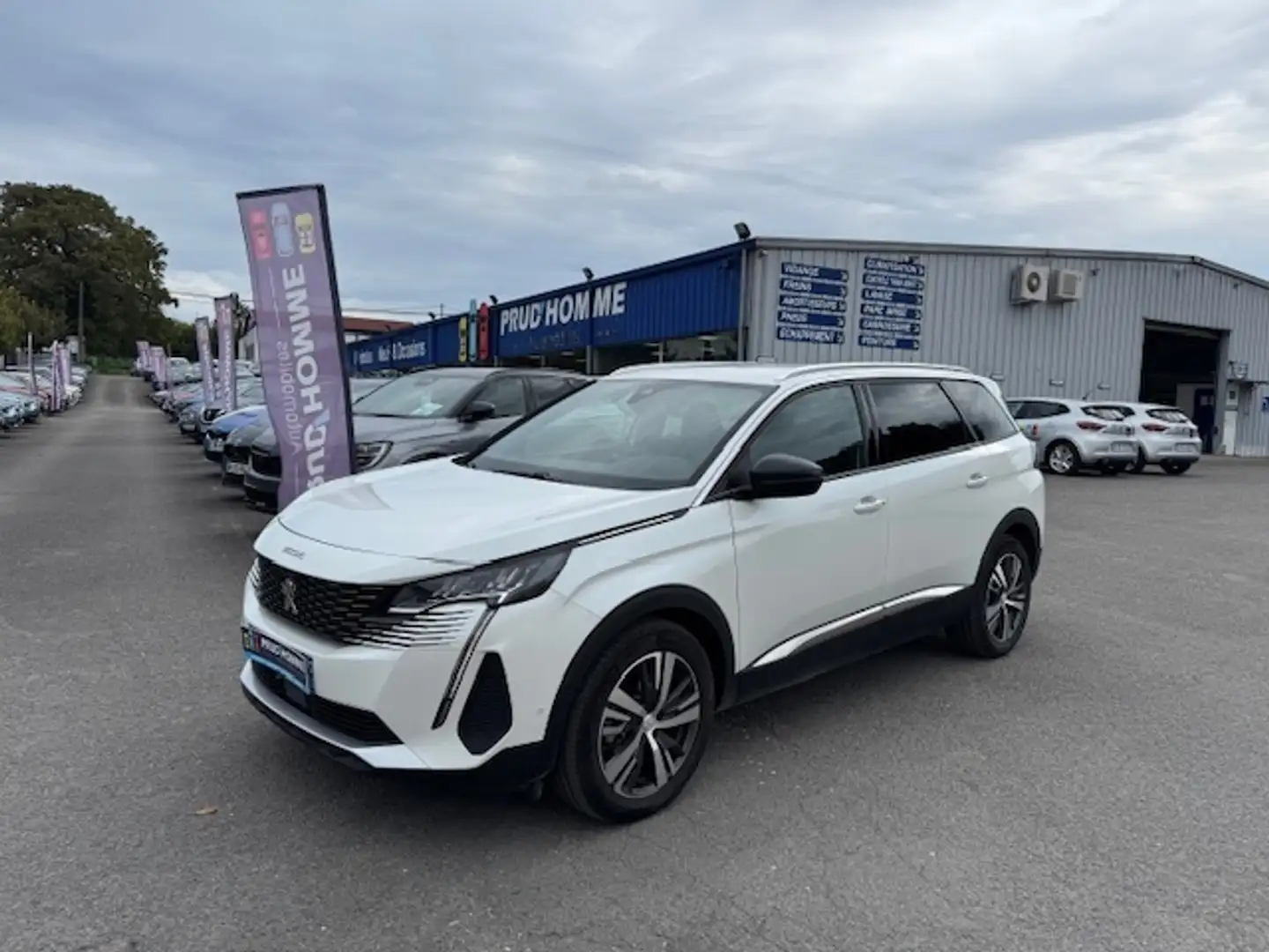 Peugeot 5008 HYBRID 136CH ALLURE PACK + PARK ASSIST Blanc - 1
