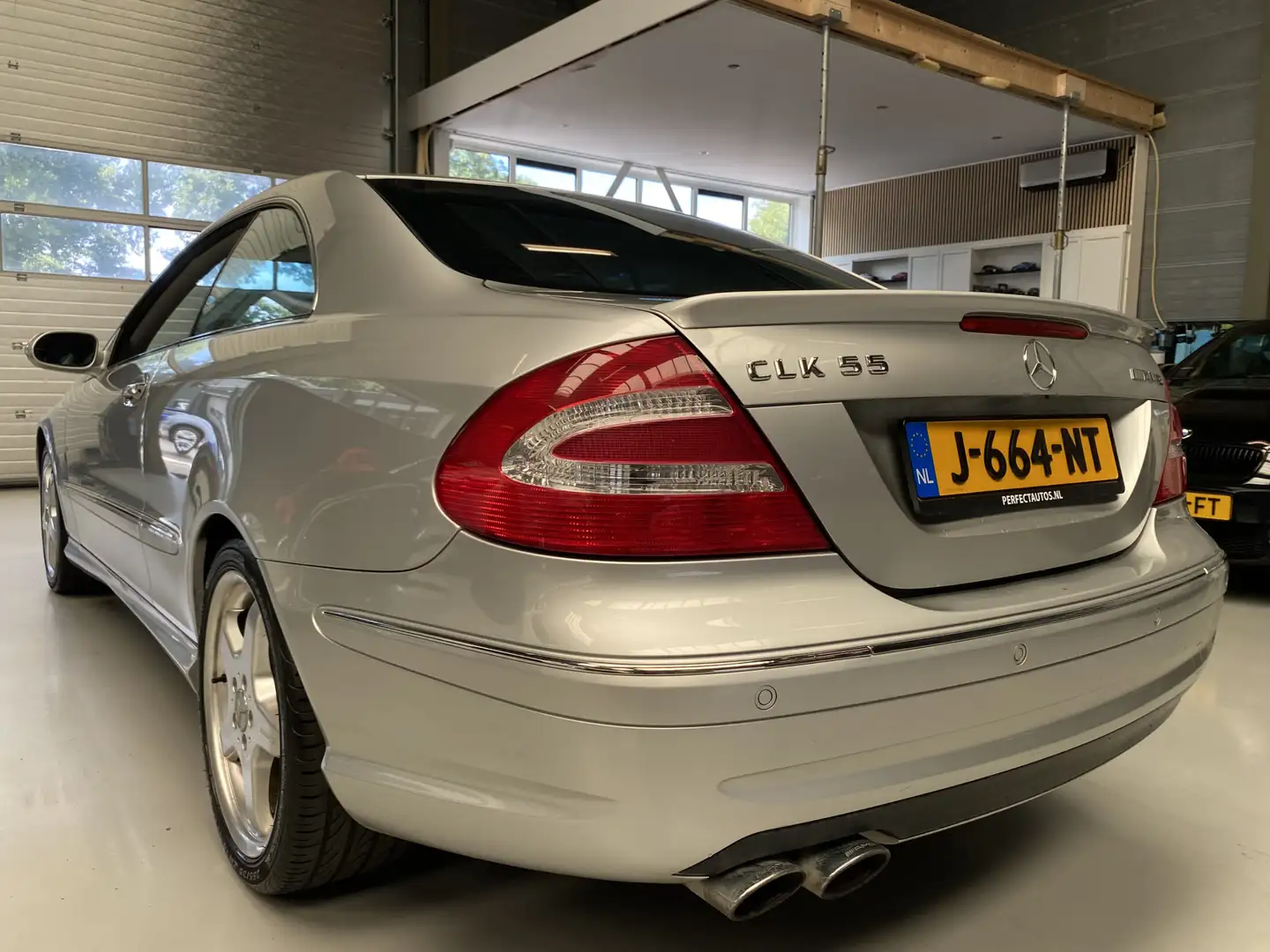Mercedes-Benz CLK 55 AMG Coupé Airco, Cruise, 368 PK Grau - 2
