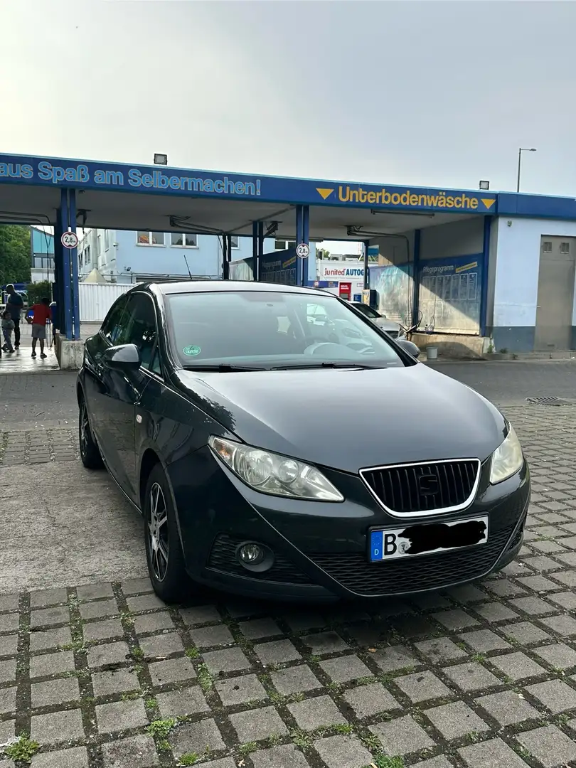 SEAT Ibiza SC 1.4 16V Reference - 2