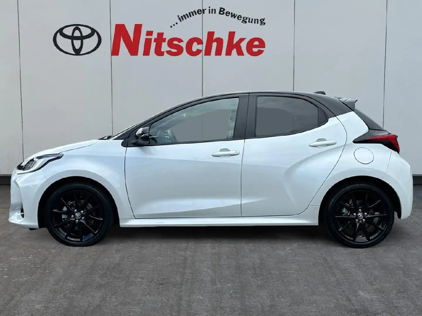 Toyota Yaris Hybrid Style JBL, HUD Weiß - 2