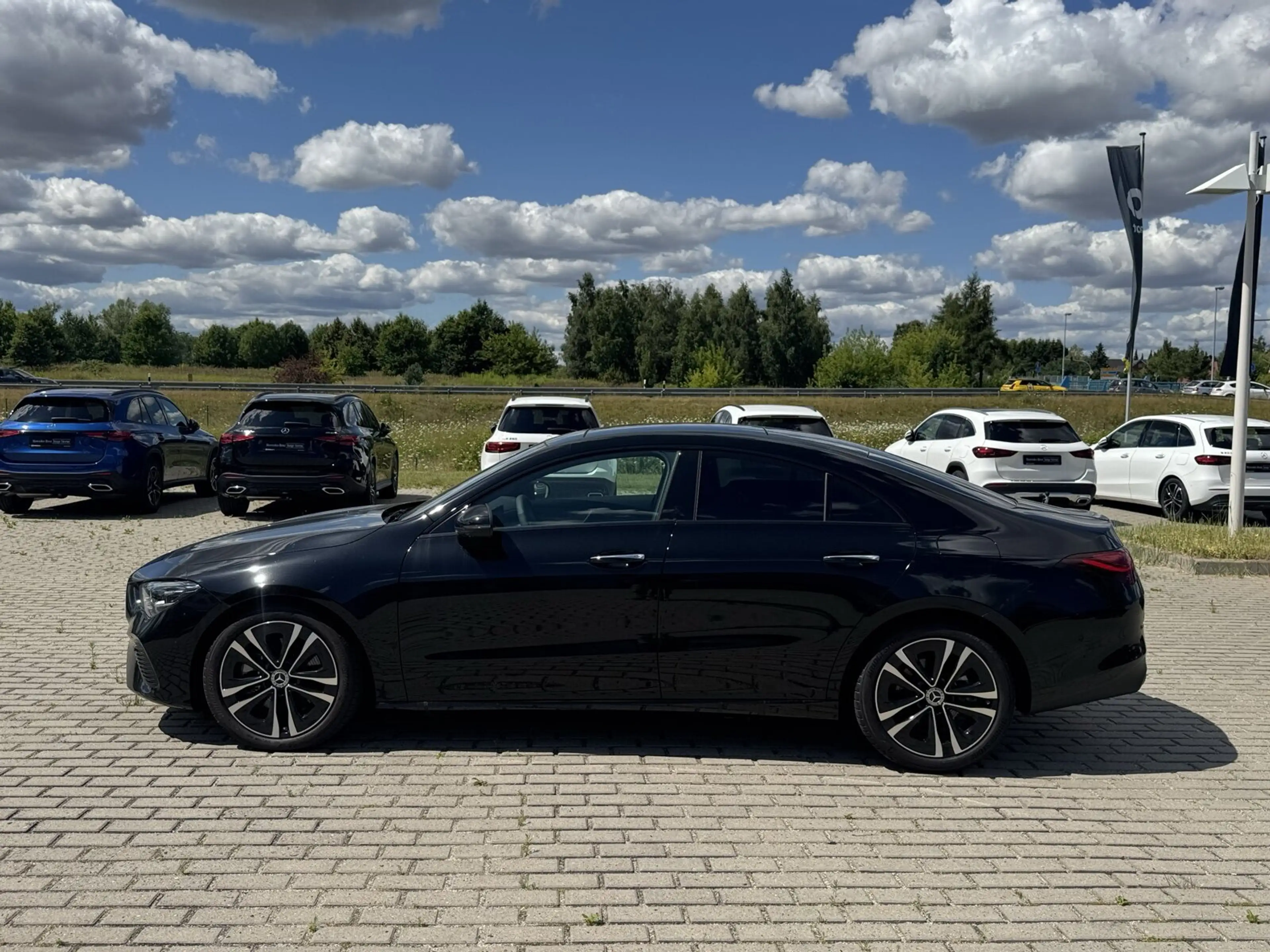 Mercedes-Benz CLA 220 CLA 220 d Coupé Progressive Advanced+ Night Navi/Autom. — photo 7