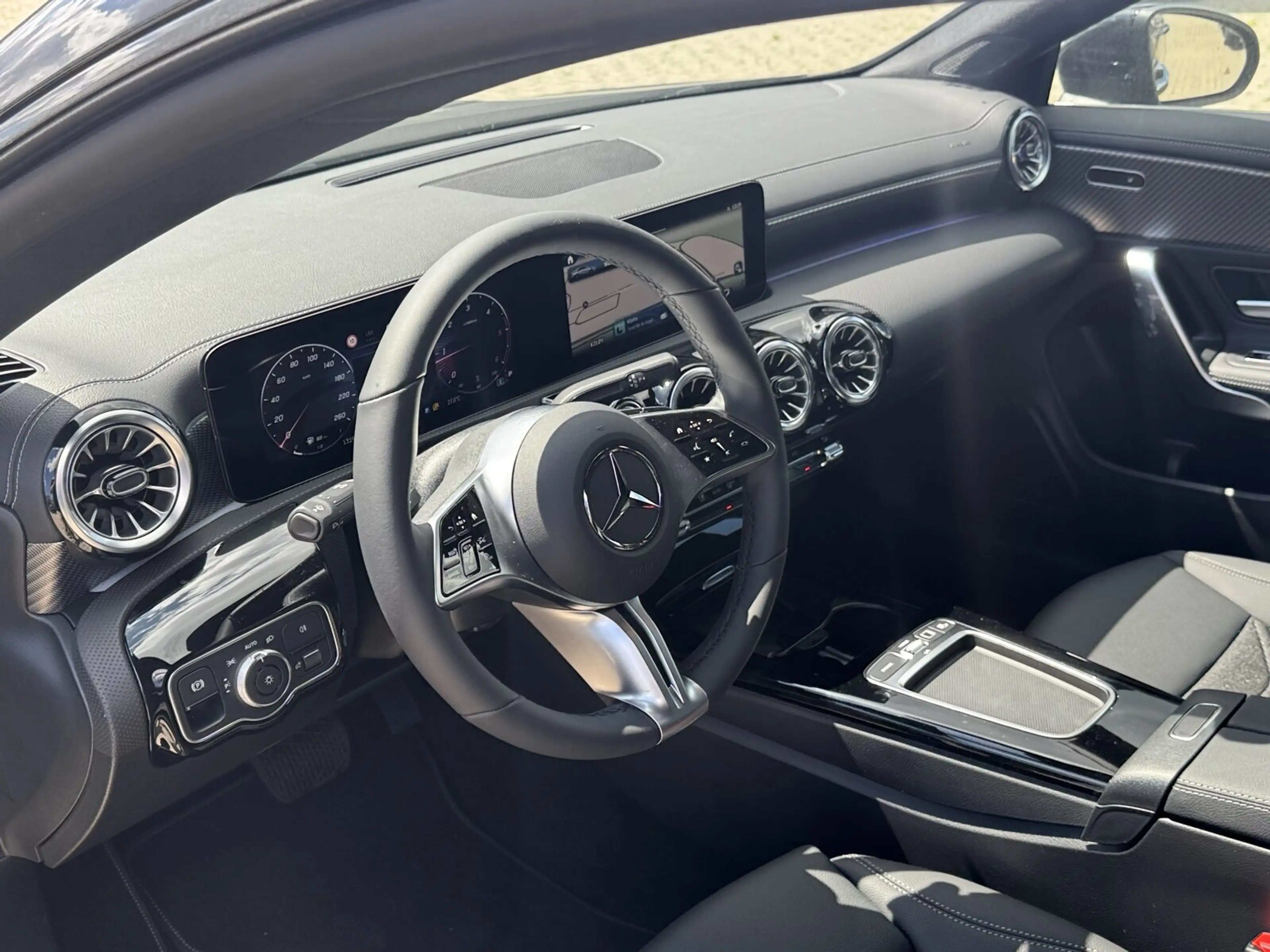 Mercedes-Benz CLA 220 CLA 220 d Coupé Progressive Advanced+ Night Navi/Autom. — photo 9