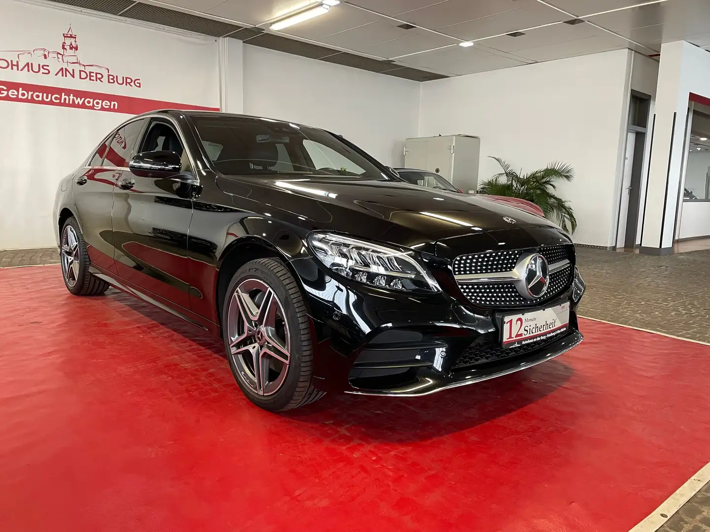 Mercedes-Benz C 300 Lim. 4Matic//AMG-Line//LED//360°// Schwarz - 1