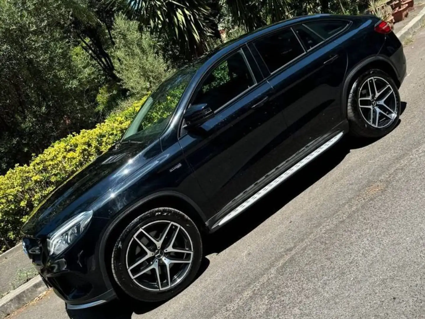 Mercedes-Benz GLE 43 AMG V6 BI TURBO Nero - 2