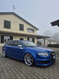 Avant 4.2 V8 quattro