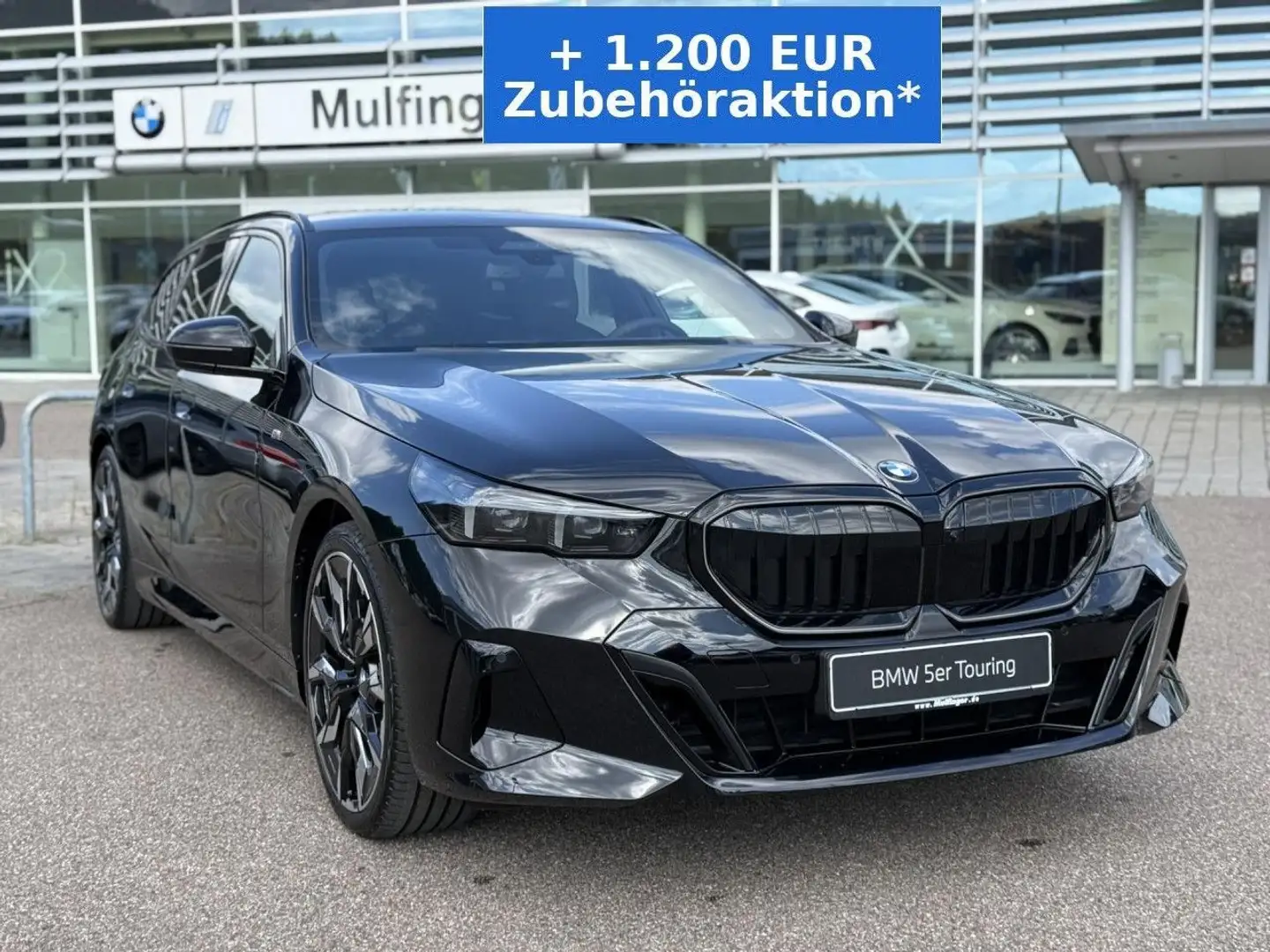 BMW 520 d xDrive Touring M Sport Pro HUD B&W AHK Navi Schwarz - 2