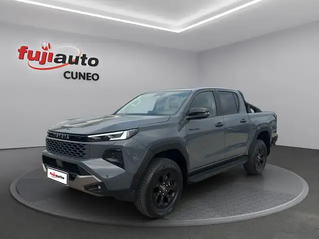 Toyota Hilux Hilux 2.8 d-4d 48V double cab Invincible auto