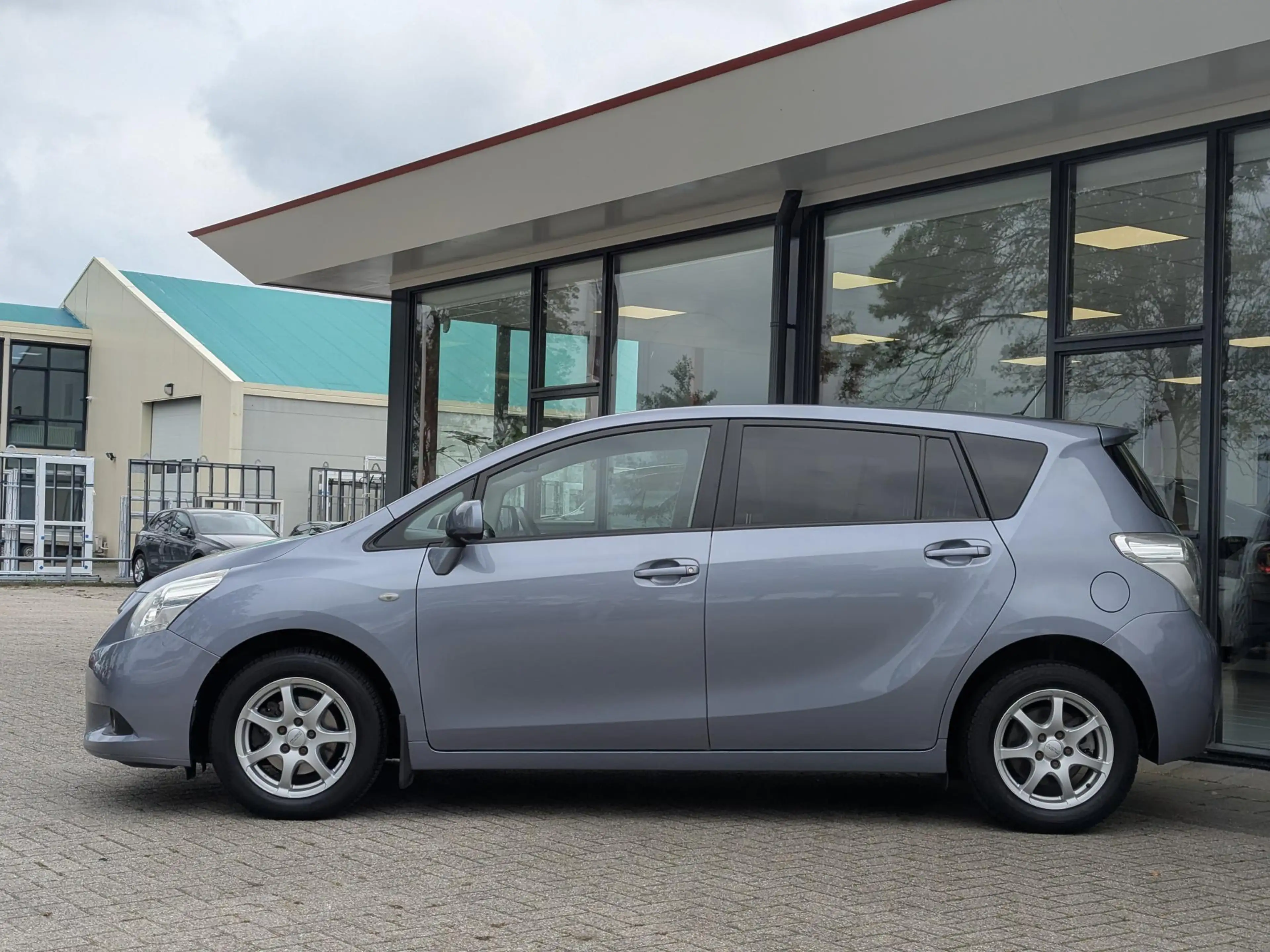 Toyota Verso 1.8 VVT-i Dynamic 7 persoons | Stoelverwarming | C — photo 8