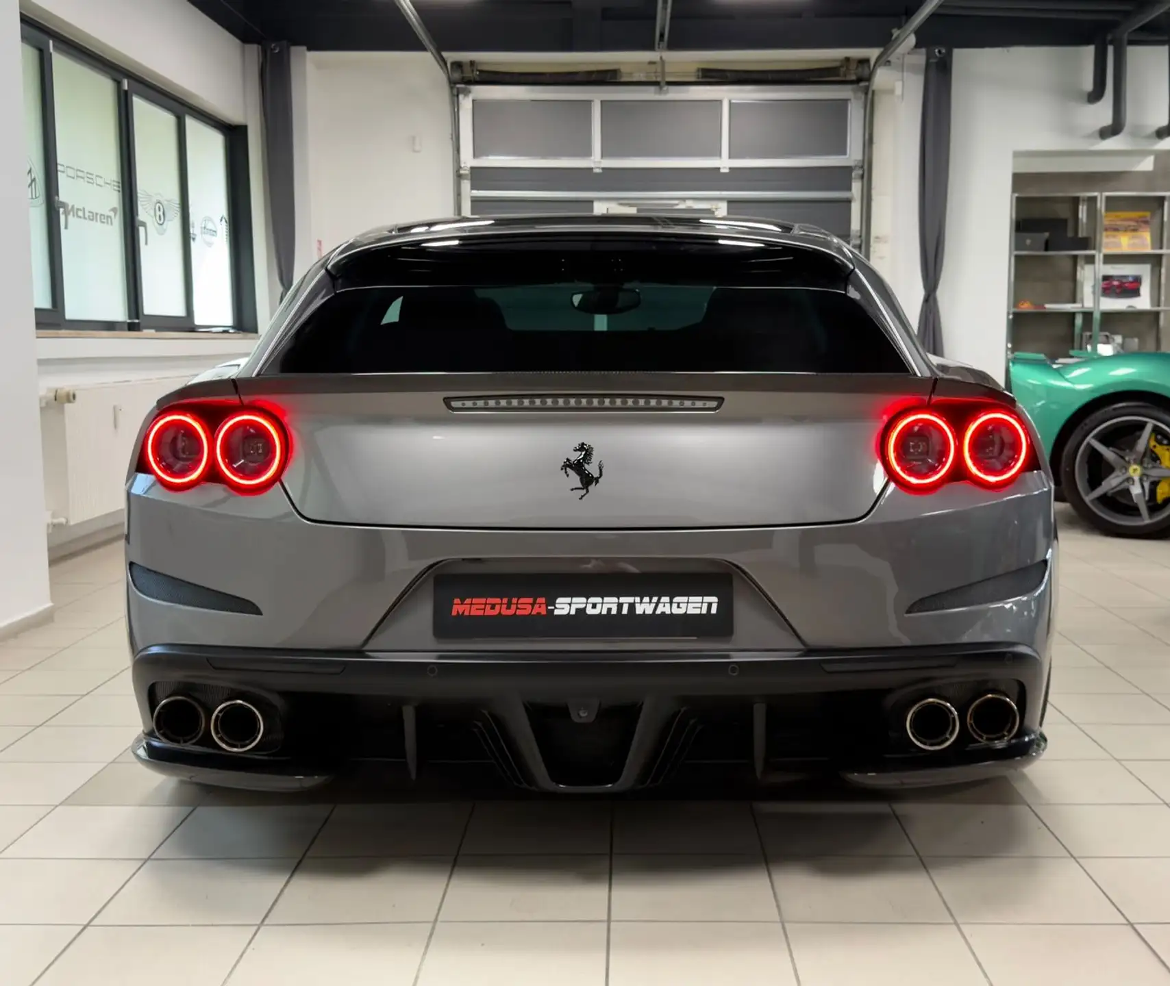페라리 GTC4 루쏘 2016 회색 사진 5